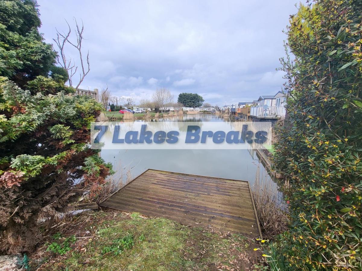 7 Lakes Breaks At 7 Lakes Country Park Crowle  Eksteriør bilde
